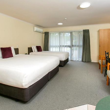 Albany Oak Motel Auckland Extérieur photo