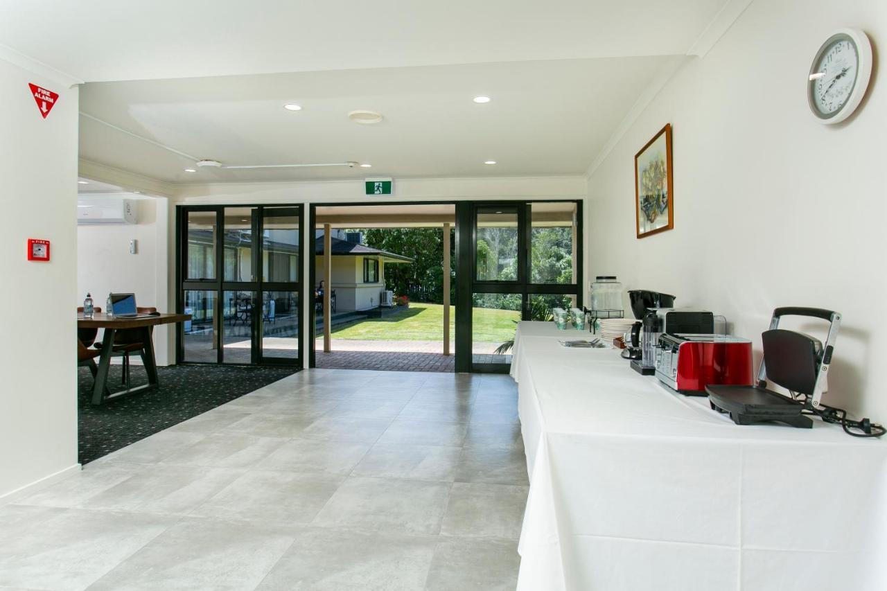 Albany Oak Motel Auckland Extérieur photo